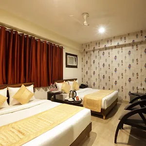 Hotel Hotel Classic Plaza At Delhi Airport, New Delhi
